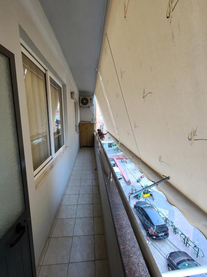 Apartamento Heart Of Tirana Exterior foto
